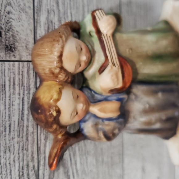 Goebel Hummel "Angel Duet" Holy Water Font - Picture 2 of 6